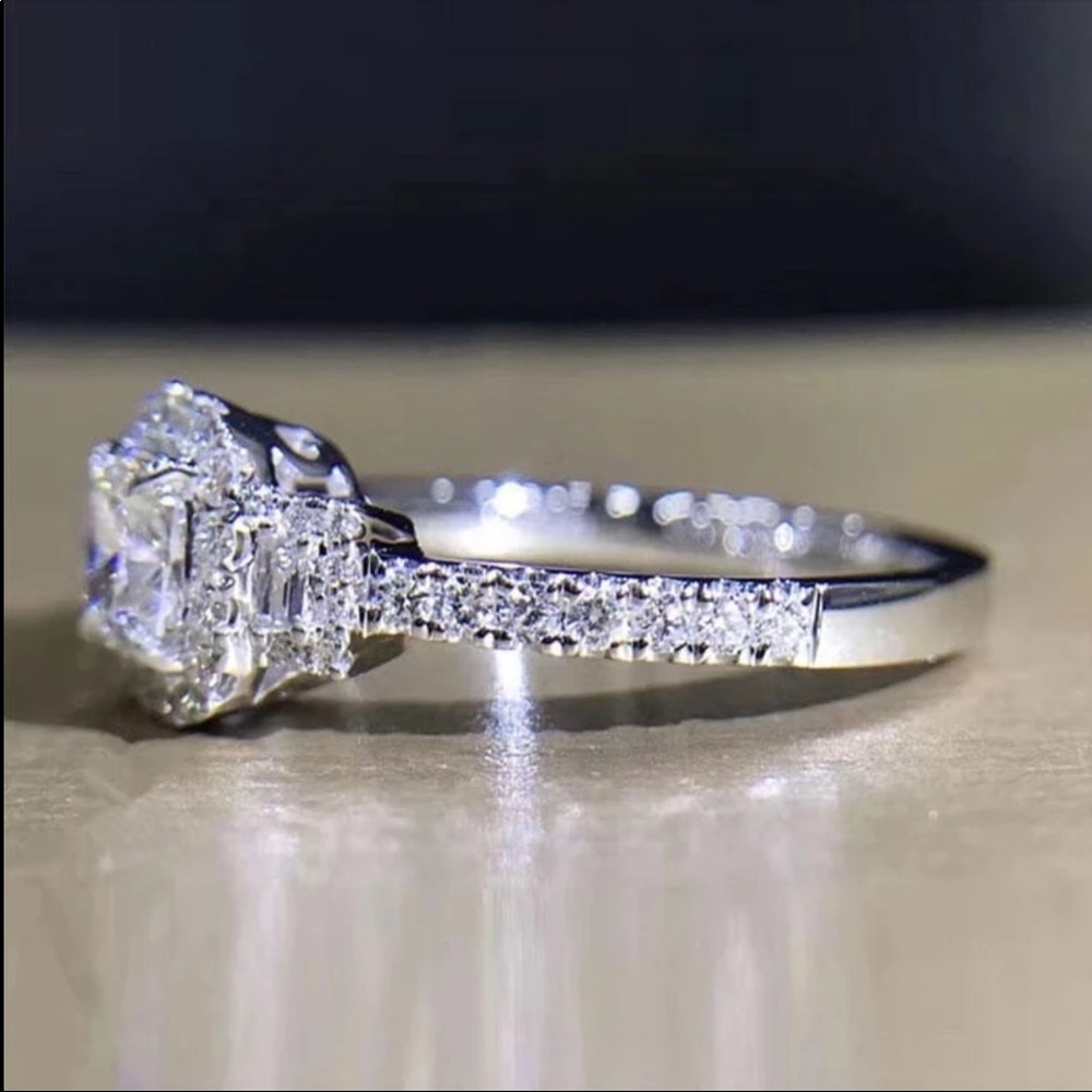 New Beautiful 925 Silver Diamond Engagement Ring - Picture 2 of 6